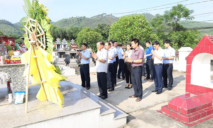 Công ty Thủy điện Thác Bà hướng về nguồn cội