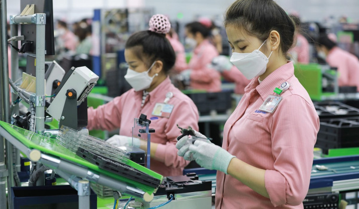 Vốn đầu tư FDI đổ vào Việt Nam tiếp tục tăng mạnh