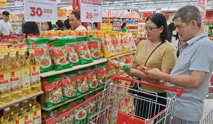 7 tháng, chỉ số giá tiêu dùng tăng 3,26% so với cùng kỳ năm trước