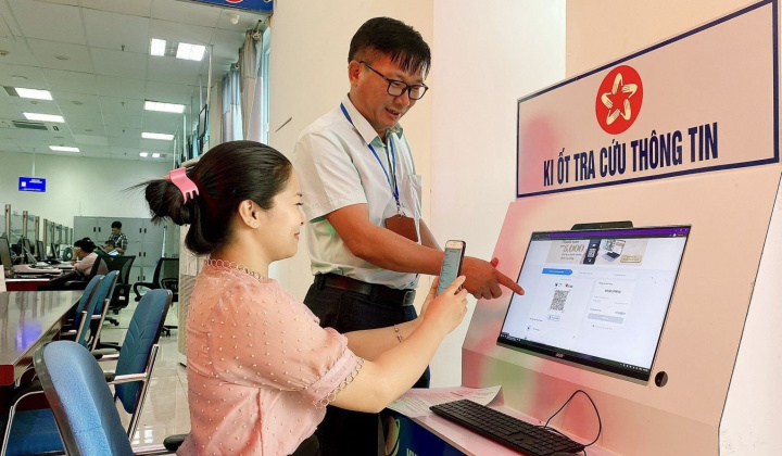 Hết năm 2025, phấn đấu đạt 100% dịch vụ trực tuyến toàn trình