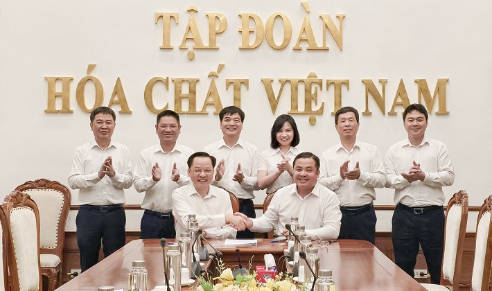 VINACHEM: Ký kết Quy chế phối hợp giữa Đảng ủy, Hội đồng thành viên và Tổng Giám đốc