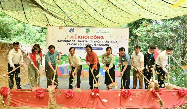 May 10 tài trợ xây dựng Cầu Dân trí - Khuyến học số 8 nối dài ước mơ phát triển vùng cao Cao Bồ