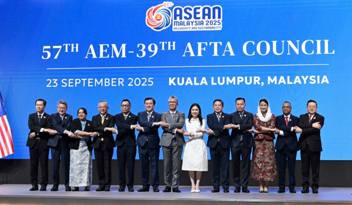 Các nước ASEAN thúc đẩy hợp tác kinh tế nội khối và với các đối tác