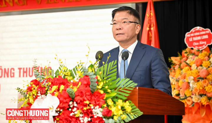 Phó Thủ tướng Lê Thành Long: Phát huy truyền thống Ngành Công Thương, thi đua đạt nhiều thành công mới