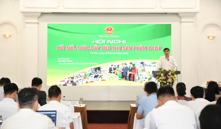 Đẩy mạnh ứng dụng chuyển đổi số và nâng chuẩn 4−5 sao cho sản phẩm OCOP