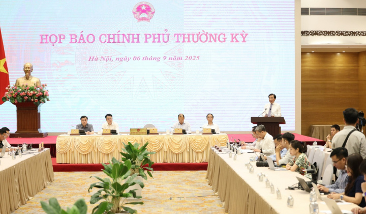 Kinh tế - xã hội 8 tháng đầu năm tiếp tục xu hướng tích cực