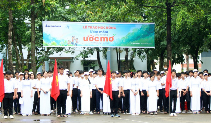 Ngân hàng Sacombank “Uơm mầm cho những ước mơ” - Chung tay vun đắp thế hệ trẻ