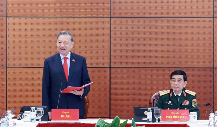 Phát huy cao độ trách nhiệm, trí tuệ và tâm huyết thảo luận Văn kiện, góp phần quan trọng vào thành công của Đại hội XIV