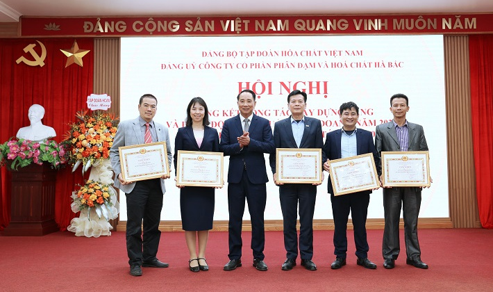 Đạm Hà Bắc tổng kết năm 2025: Ổn định sản xuất, hướng mục tiêu tăng trưởng 10%+