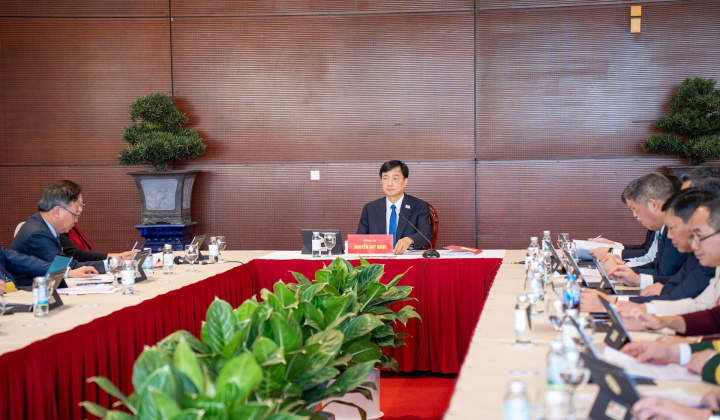 Phát huy trách nhiệm, trí tuệ thảo luận Văn kiện Đại hội XIV