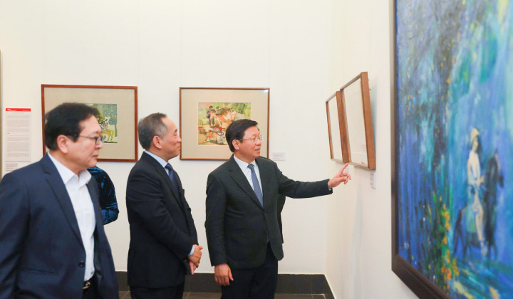 Chiêm ngưỡng 60 tác phẩm trong triển lãm "Ngựa trong nghệ thuật tạo hình"