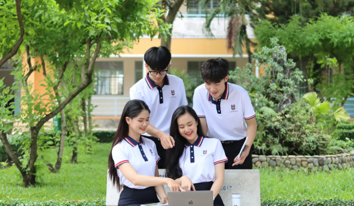 Giáo dục pháp luật thực hành tại Trường Đại học Ngân hàng Thành phố Hồ Chí Minh: Thực tiễn triển khai và giải pháp phát triển