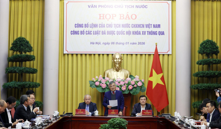 Công bố Lệnh của Chủ tịch nước về 12 luật liên quan đến lĩnh vực kinh tế với nhiều điểm mới