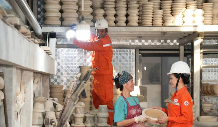 EVNHANOI: Bước chuyển mình mạnh mẽ trong kinh doanh và dịch vụ khách hàng năm 2025