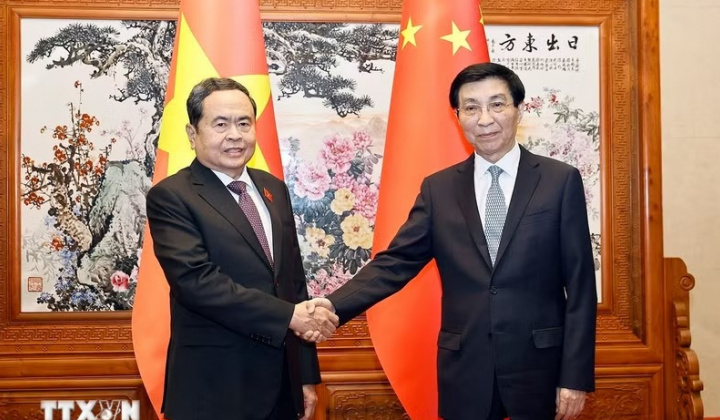 Chủ tịch Quốc hội Trần Thanh Mẫn hội kiến Chủ tịch Chính hiệp toàn quốc Trung Quốc Vương Hộ Ninh