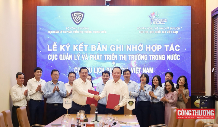 Cục Quản lý và Phát triển thị trường trong nước và Cục Du lịch Quốc gia Việt Nam ký kết hợp tác chiến lược, khai mở dư địa tăng trưởng từ liên kết ngành