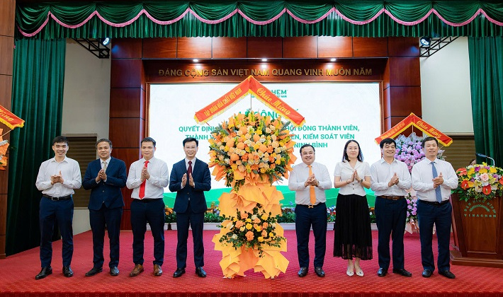 Đạm Ninh Bình kiện toàn bộ máy lãnh đạo