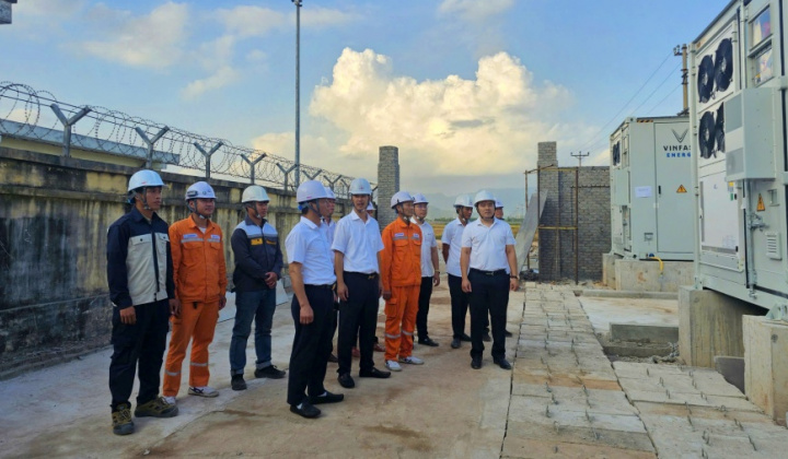 Đưa hệ thống pin lưu trữ năng lượng BESS tại Trạm biến áp 110kV Tràng Bạch vào vận hành