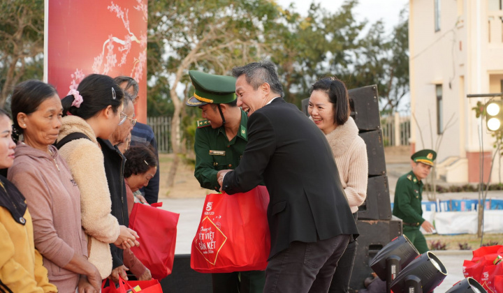 “Chung vị Tết Việt - Gắn kết muôn miền” của Sabeco: Nhịp cầu nối những mùa xuân