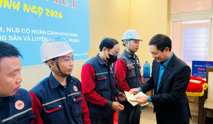 Công đoàn Công Thương Việt Nam chăm lo Tết cho người lao động