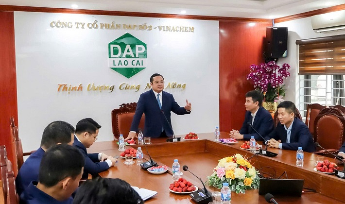 Bí thư Đảng ủy, Chủ tịch HĐTV Vinachem thăm, chúc Tết Công ty DAP số 2 - Vinachem