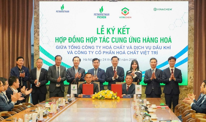 Vitrichem - Pvchem cung ứng hóa chất cơ bản cho dự án nhà máy lọc hóa dầu Nghi Sơn