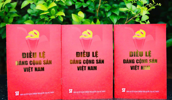Tái bản cuốn sách "Điều lệ Đảng Cộng sản Việt Nam"