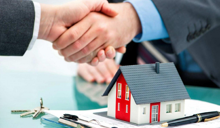 Tư cách pháp lý của hộ gia đình khi tham gia hợp đồng chuyển nhượng quyền sử dụng đất