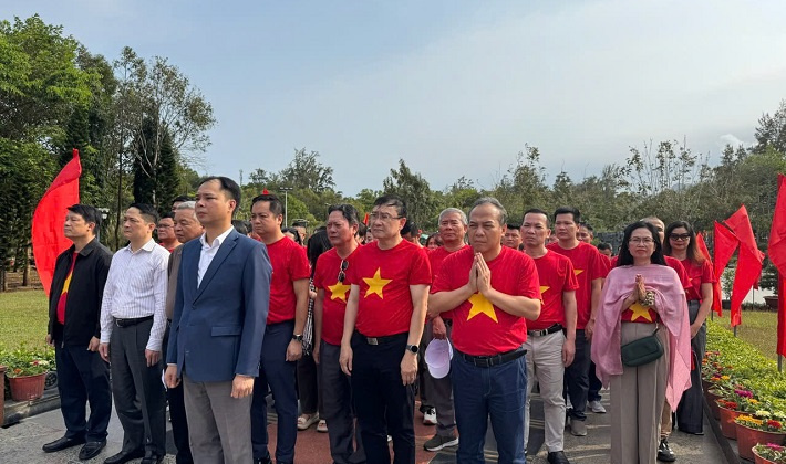 Đảng bộ cơ quan VEAM: Về miền đất thiêng, củng cố nền tảng chính trị cho phát triển bền vững