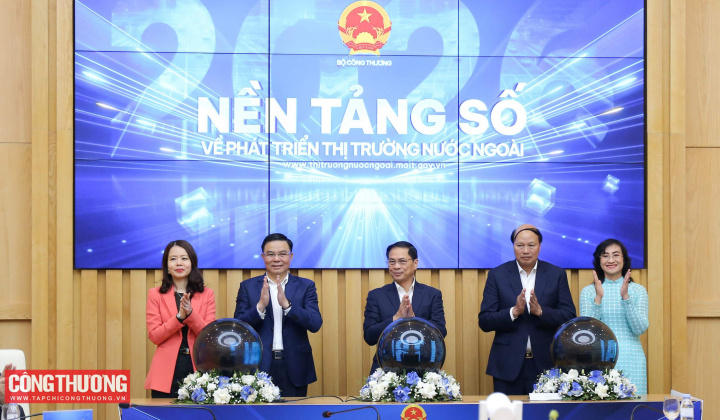 Bộ Công Thương khai trương Nền tảng số về phát triển thị trường nước ngoài