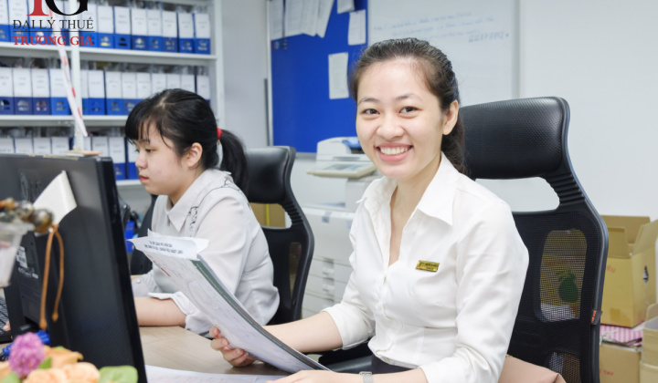 Các nhân tố ảnh hưởng tới chuyển đổi số trong lĩnh vực kế toán tại các doanh nghiệp nhỏ và vừa trong lĩnh vực thương mại trên địa bàn Thành phố Hồ Chí Minh