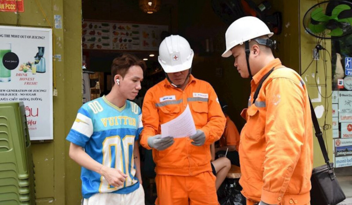 Hà Nội thúc đẩy tiết kiệm điện, hướng tới phát triển xanh