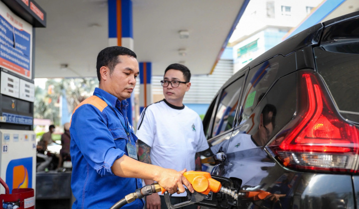 Kết luận của Bộ Chính trị về bảo đảm nguồn cung, giá nhiên liệu trong tình hình mới