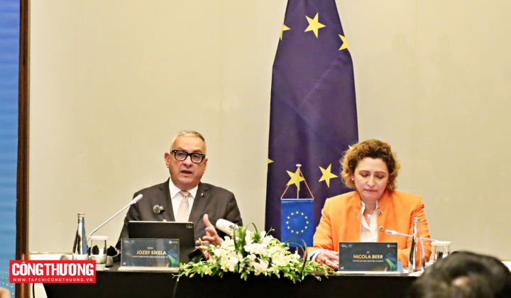 EU đầu tư 560 triệu Euro hỗ trợ phát triển năng lượng sạch và giao thông bền vững tại Việt Nam