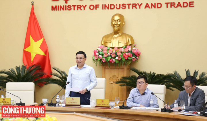 Kết luận của Quyền Bộ trưởng Lê Mạnh Hùng tại cuộc họp Ban Chỉ đạo phát triển văn hóa công vụ ngành Công Thương