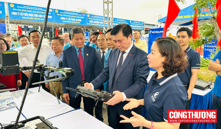 Khơi dậy khát vọng cống hiến của người lao động ngành Công Thương