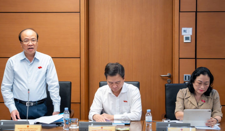 Khơi thông "điểm nghẽn" thể chế, đưa pháp luật thành động lực phát triển