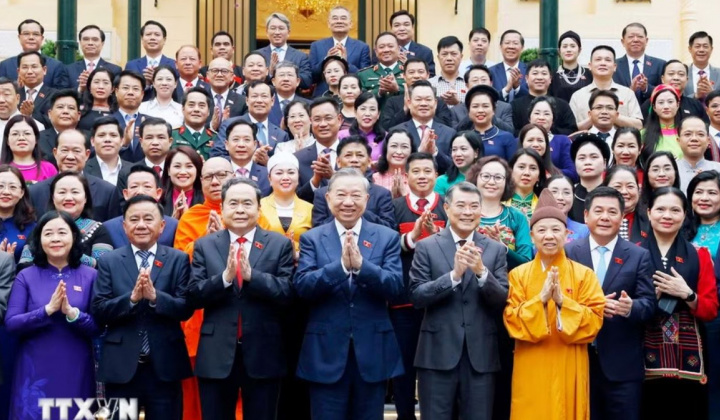 Tổng Bí thư, Chủ tịch nước Tô Lâm gặp mặt đại biểu Quốc hội khóa XVI là người dân tộc thiểu số