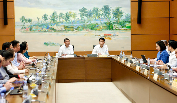 Đề xuất nâng ngưỡng doanh thu không chịu thuế lên 1 tỷ đồng, tiếp tục nghiên cứu điều chỉnh giảm trừ gia cảnh