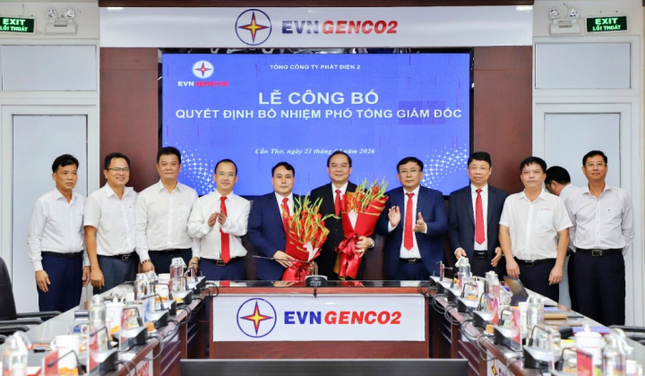 Tổng công ty Phát điện 2 công bố các quyết định về công tác cán bộ