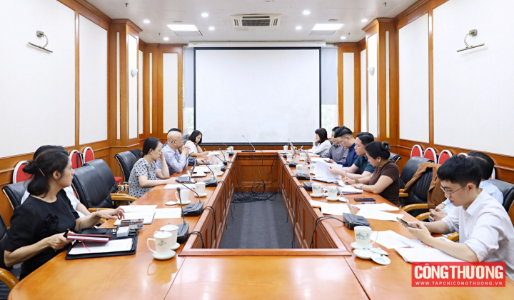 Đẩy mạnh chuyển đổi số và chuyển đổi xanh: “Đòn bẩy” hiện đại hóa ngành logistics Việt Nam