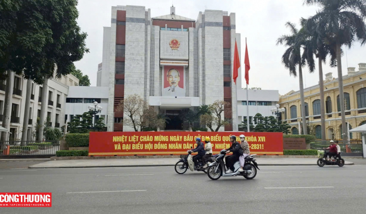 Phê chuẩn kết quả bầu Chủ tịch, Phó Chủ tịch UBND các tỉnh, thành phố nhiệm kỳ 2026-2031