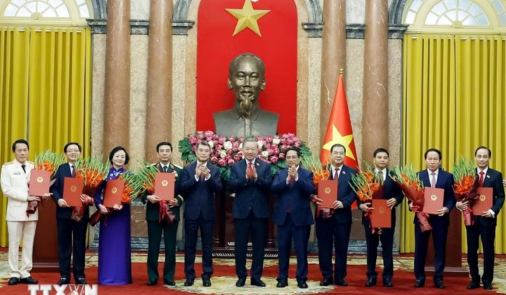 Tổng Bí thư, Chủ tịch nước trao Quyết định bổ nhiệm các thành viên Chính phủ