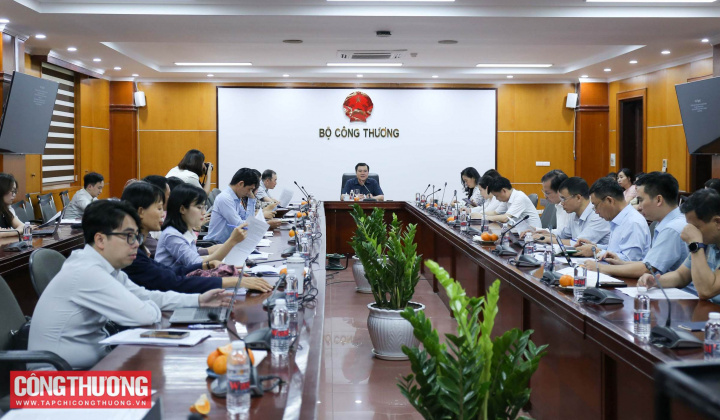 Chủ động, linh hoạt giải pháp bảo đảm nguồn cung các mặt hàng thiết yếu cho thị trường