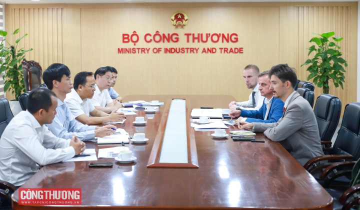 Zarubezhneft và Rosatom (Nga) mong muốn triển khai các dự án điện gió ngoài khơi tại Việt Nam