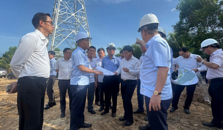Thứ trưởng Nguyễn Hoàng Long kiểm tra các công trình điện tại Phú Quốc phục vụ APEC 2027