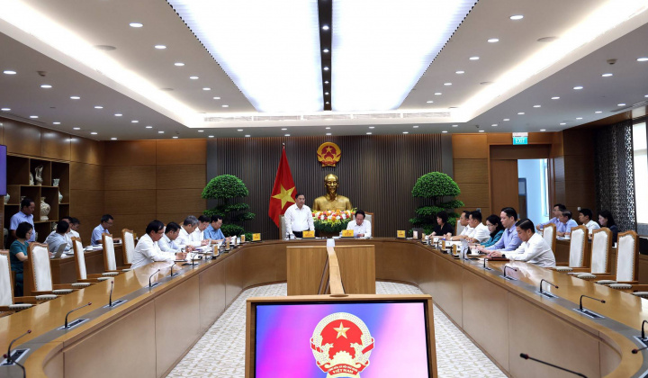 Khẩn trương hoàn thiện Nghị định triển khai cơ chế đặc thù về phát triển năng lượng giai đoạn 2026-2030