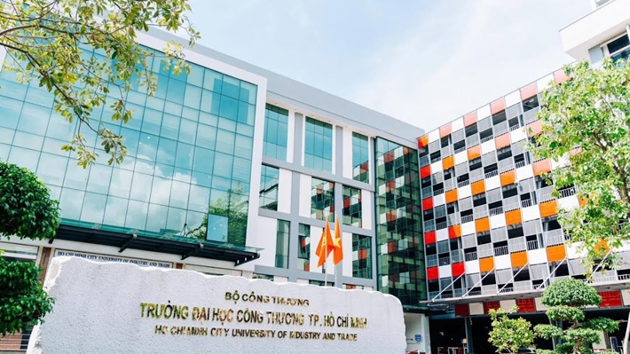 HUIT: Thông tin tuyển sinh Đại học năm 2026