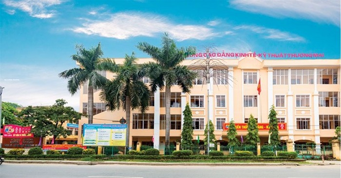 Sáp nhập Trường Cao đẳng Kinh tế - Kỹ thuật Thương mại vào Trường Đại học Điện lực