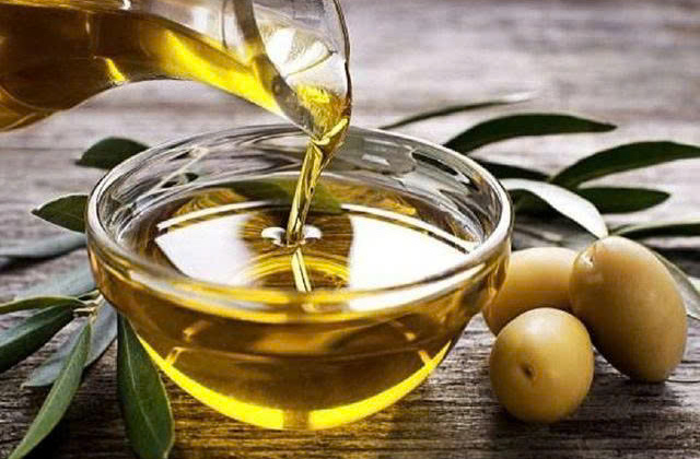 Bộ Công Thương lấy ý kiến góp ý Dự thảo Thông tư sửa đổi Quy chuẩn kỹ thuật Quốc gia về sữa dạng lỏng và dầu thực vật tinh chế